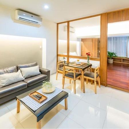 Laemtong Serviced Apartment Si Racha Extérieur photo